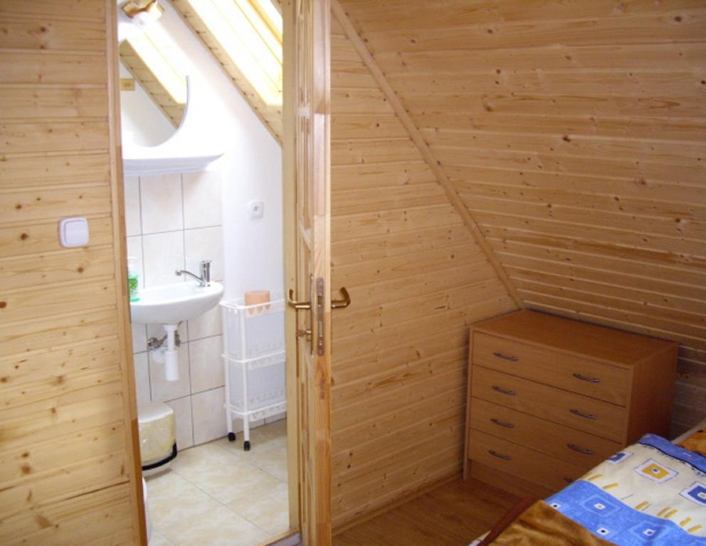 Guest House Privat Marika Zavazna Poruba Exterior photo