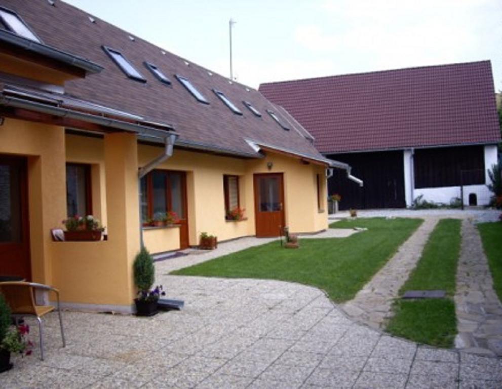 Guest House Privat Marika Zavazna Poruba Exterior photo